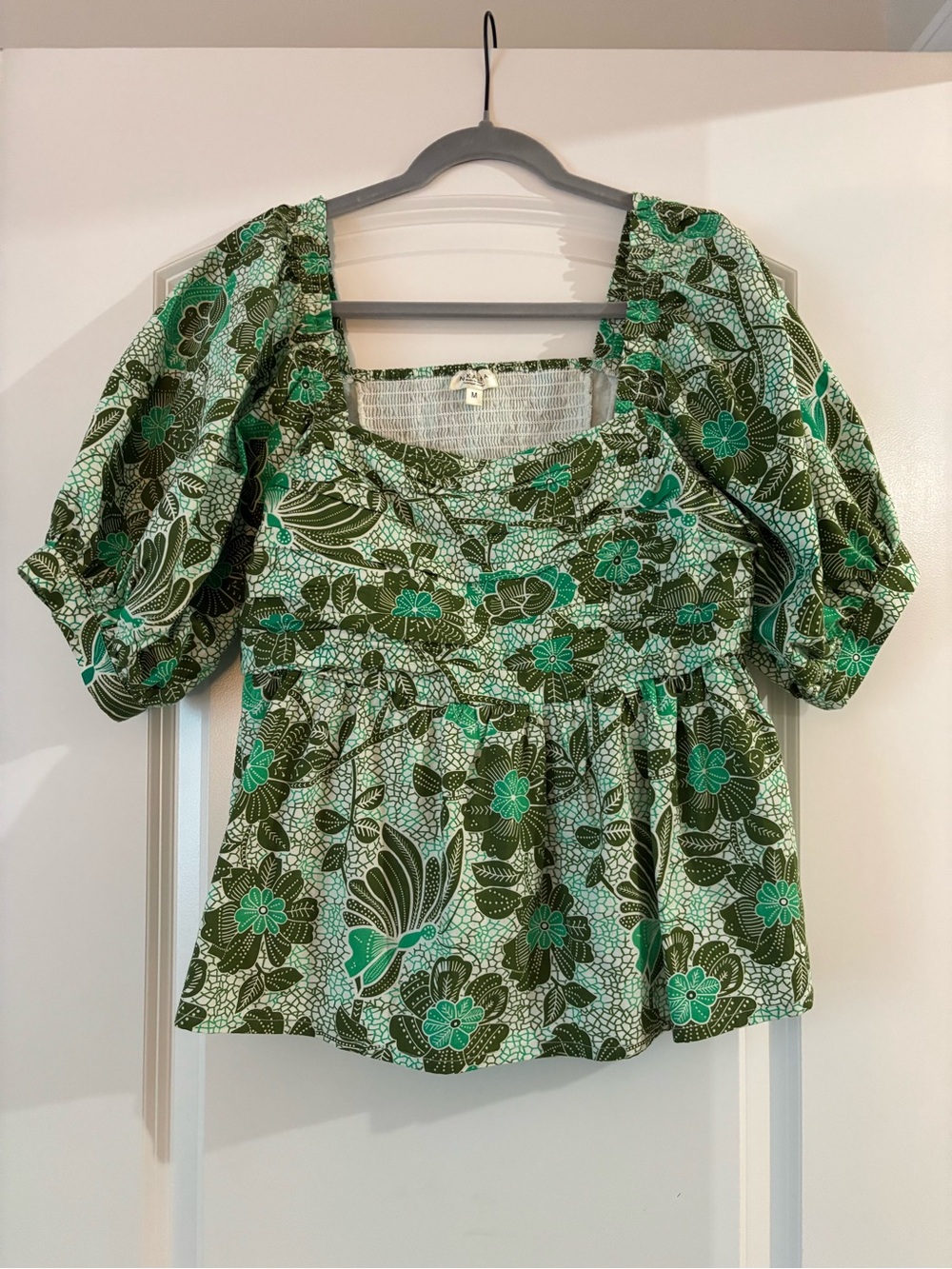 Anthropologie Nikasha
Babydoll Poplin Blouse Size Medium Boho Coquette Babydoll